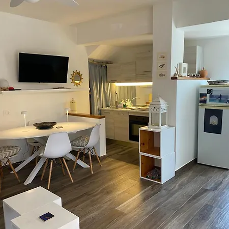 Rosa Apartment Diamante